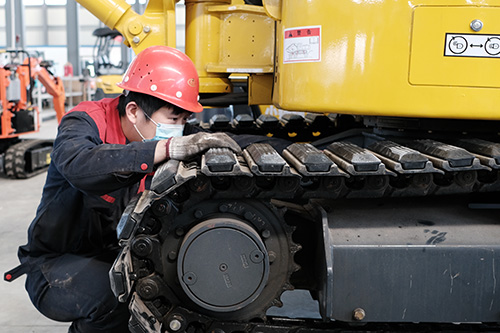 小土方工程對小型挖掘機的需求量越來越多你知道為什么嗎？